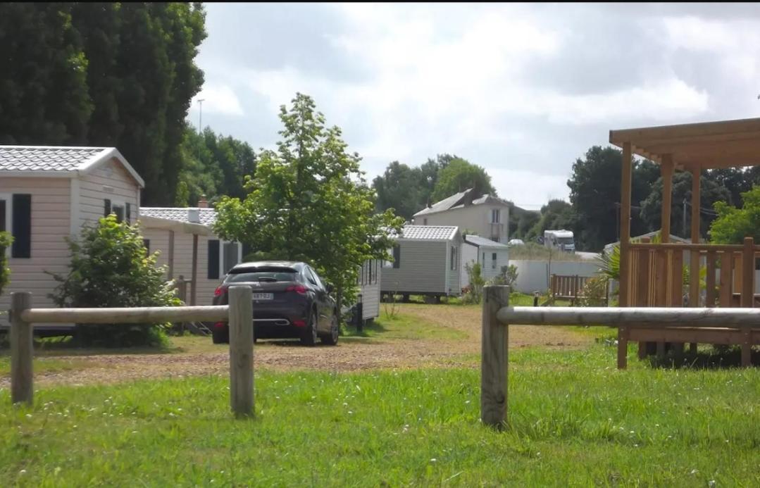 Mobil-Home Le Petit Paradis Vendeen Camping 3 Etoiles 7Km Des Plages Avrille  Ngoại thất bức ảnh